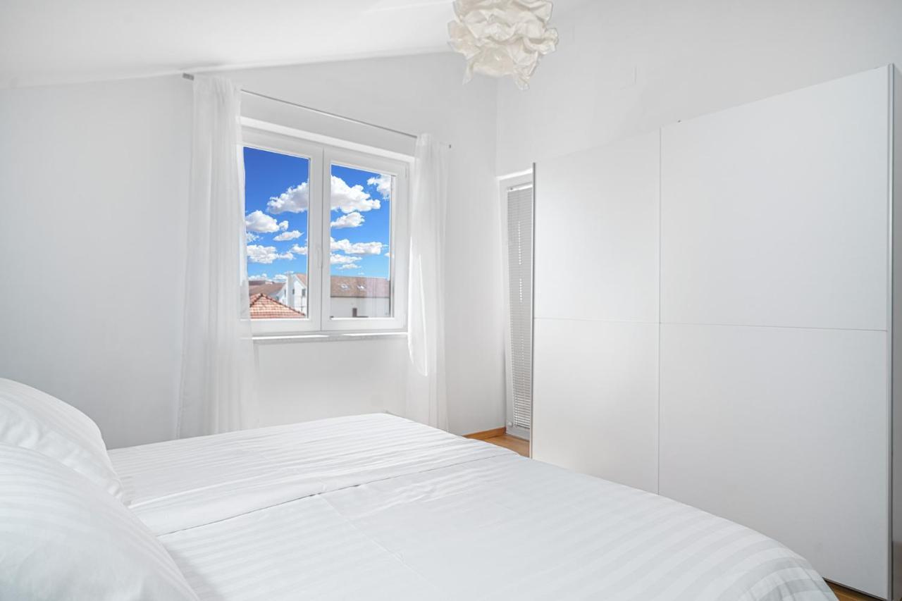 Family Petrov Apartments Водице Екстериор снимка
