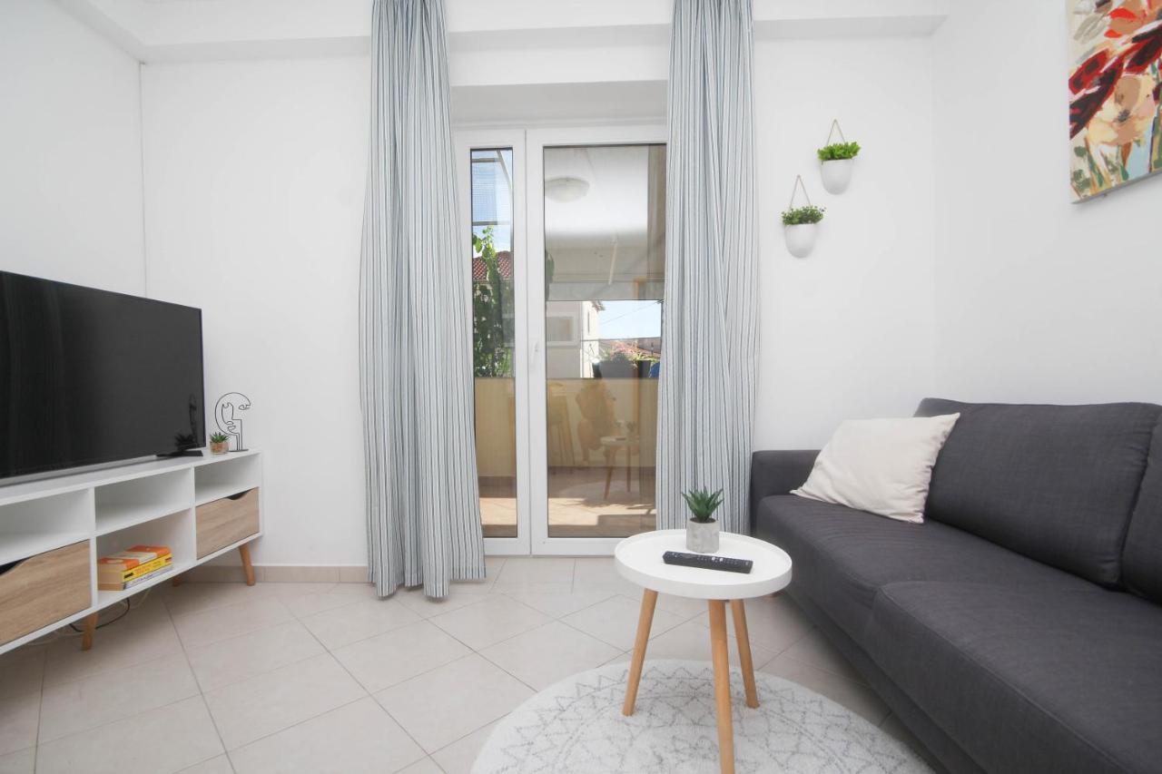 Family Petrov Apartments Водице Екстериор снимка