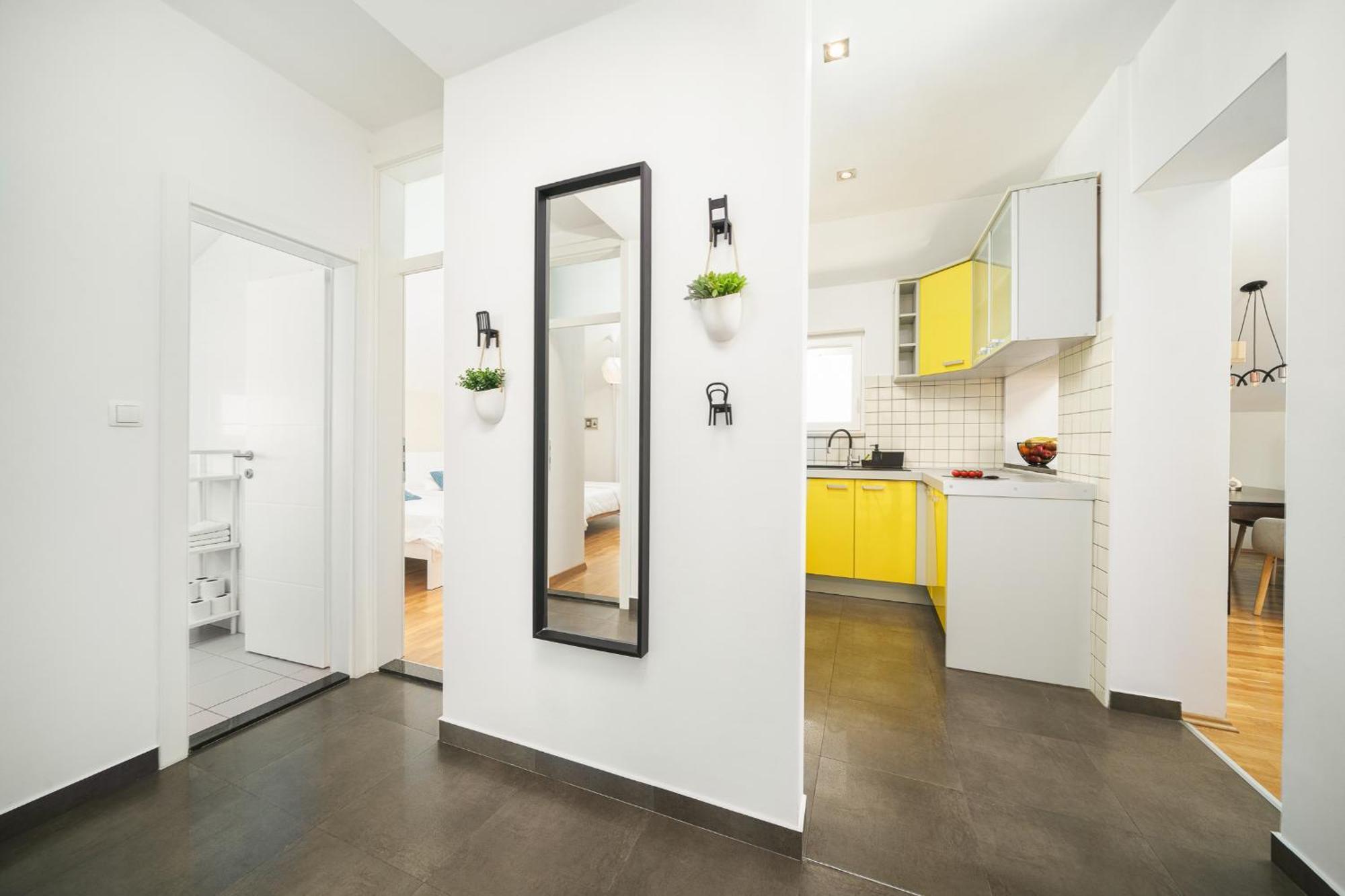 Family Petrov Apartments Водице Екстериор снимка