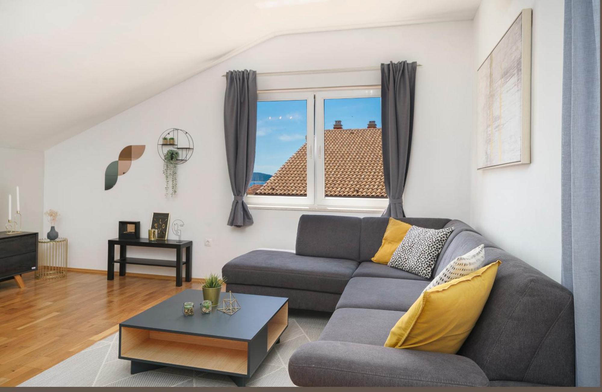 Family Petrov Apartments Водице Екстериор снимка
