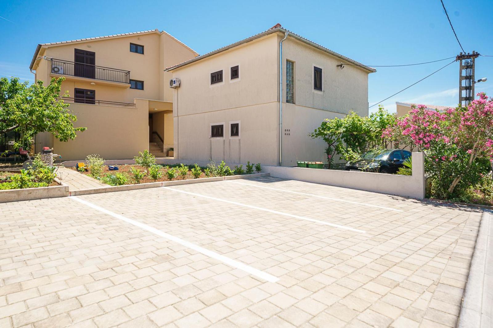 Family Petrov Apartments Водице Екстериор снимка